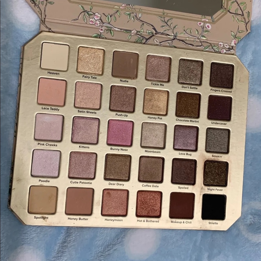 Sold ❌🚫 Natural love too faced pallete